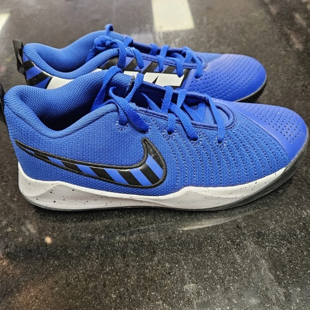 Sz 6.5 nike blue running shoes